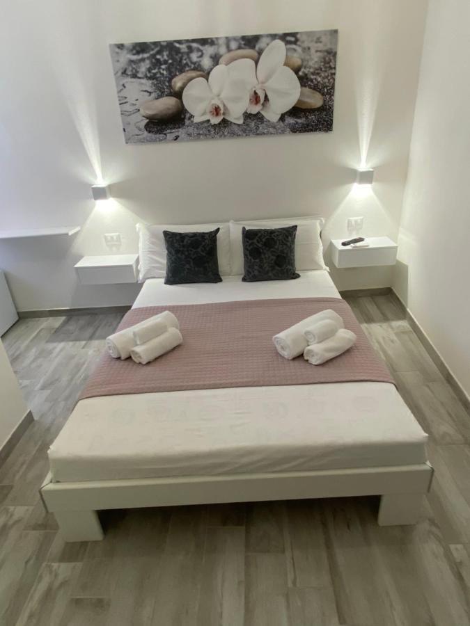 La Loggia Rooms Siniscola Bagian luar foto