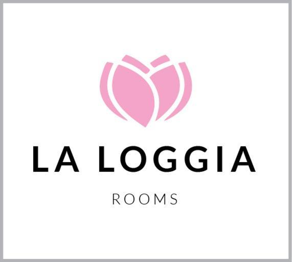 La Loggia Rooms Siniscola Bagian luar foto